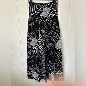 Lola Simply Sisters Black White ulu print knit skirt Size L